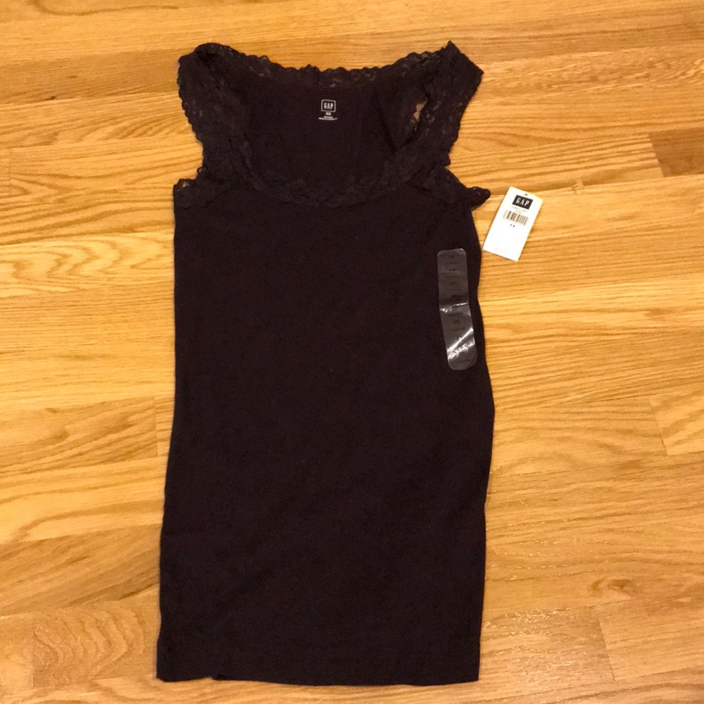 Gap lace trim cami